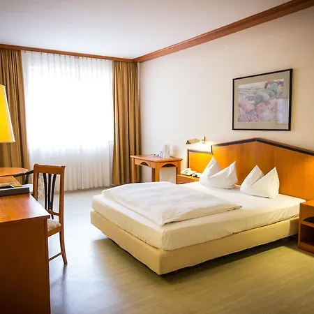 Ibb Centre 3* باساو