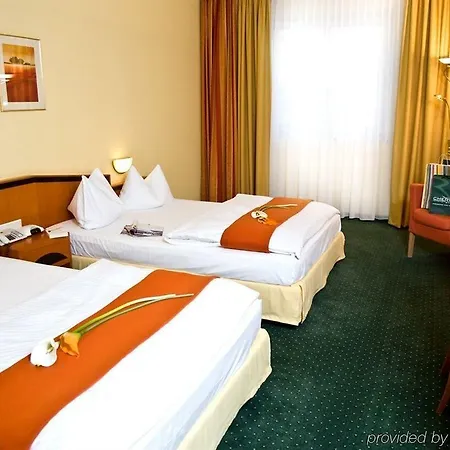 فندق Ibb Centre 3*
